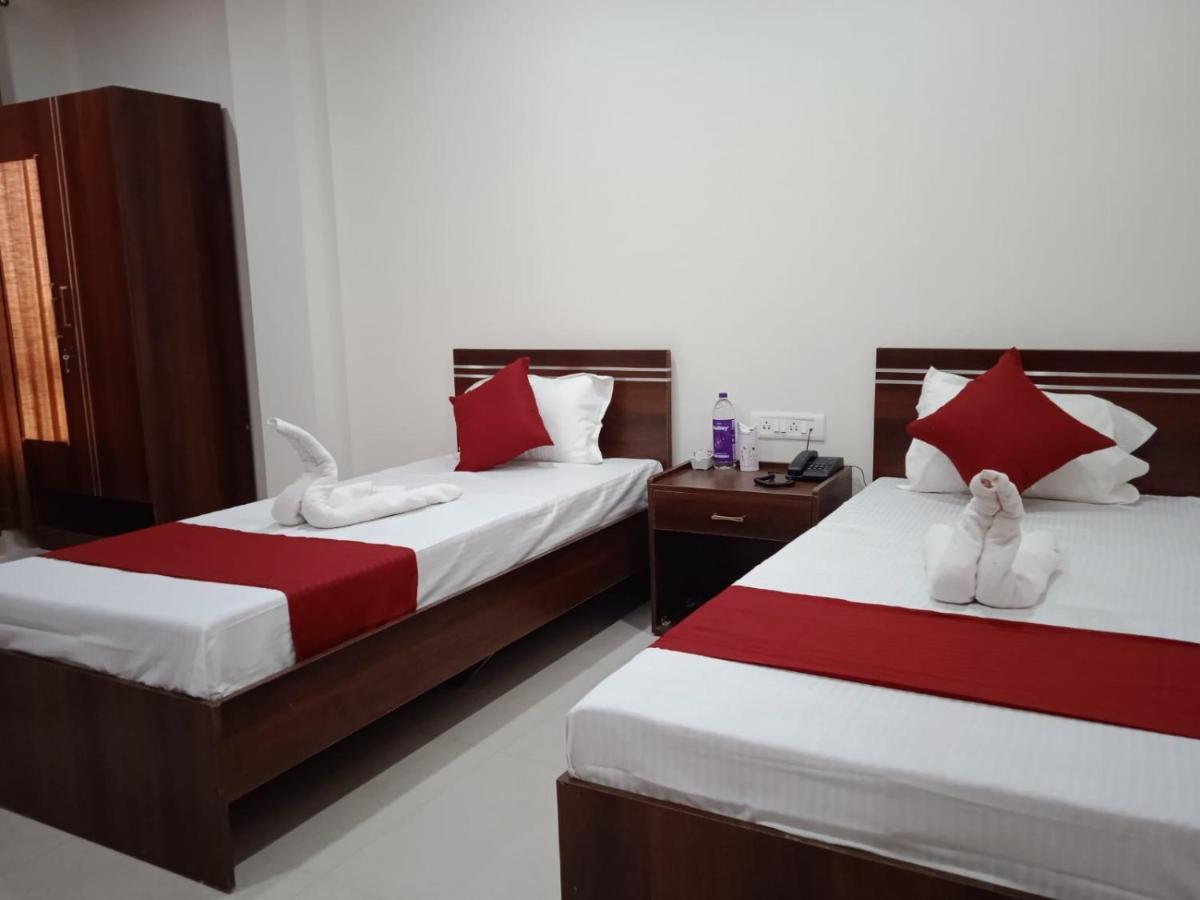 Hotel Haren Grand Guwahati Exteriör bild